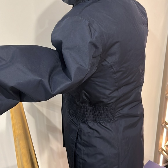 Helly Hansen parka **sold** - Picture 2 of 6